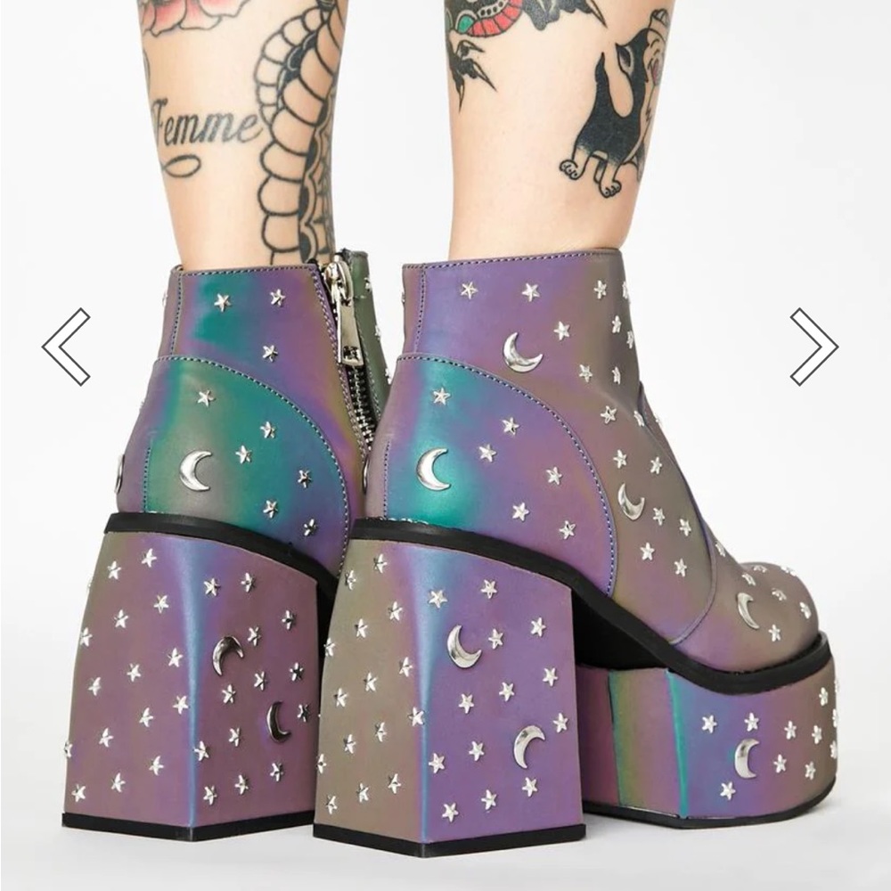 NIB Dollskill Cosmic Divinity Reflective Boots- RARE. - Picture 8 of 9